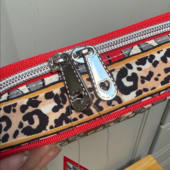 Brighton “Wild Love” Cosmetic/Jewelry Case NWT 🐈 ❤️ - Picture 16 of 17
